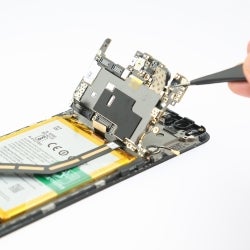 OnePlus 5 teardown confirms three-layer design, chips hard to replace