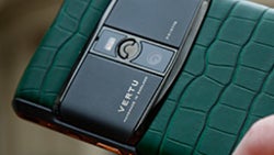 Super-luxury phone maker Vertu shuts down unable to pay its bills