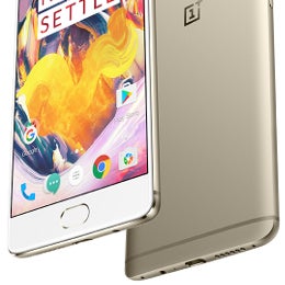A gold OnePlus 5 is likely coming soon
