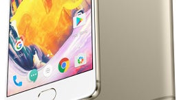 A gold OnePlus 5 is likely coming soon