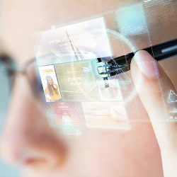 HoloLens founder and Windows Insider chief say smartglasses will replace smartphones