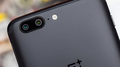 The Slate Gray OnePlus 5 is now available with 8GB RAM and 128 GB storage