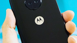 Photo of Moto X4 snapped by distributor