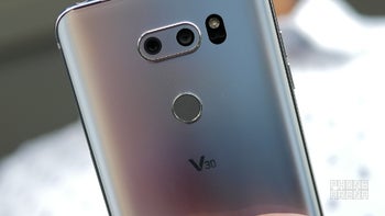 LG V30 hands-on: finally, a true Galaxy S8+ rival!
