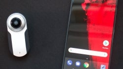 Essential Phone hands-on