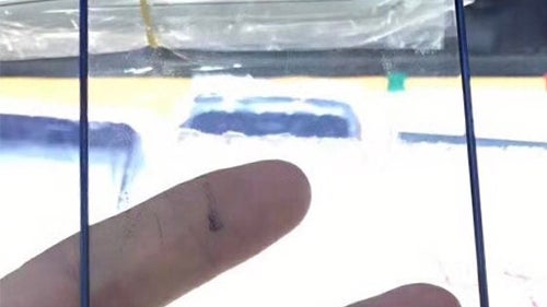 Alleged Huawei Mate 10 Pro front panel shows a 17:9 display with no rounded corners