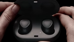 Gear Sport and IconX: the coolest features