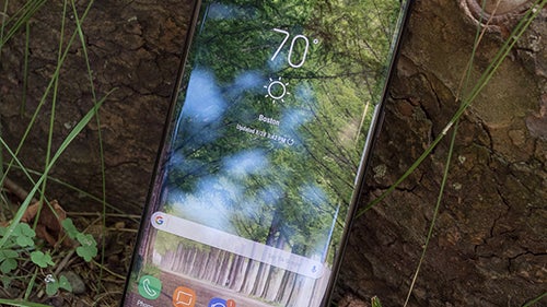 Samsung posts another record-breaking quarter, announces change in leadership