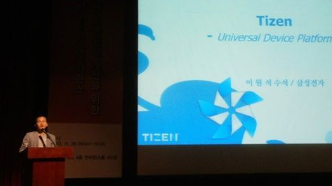 Samsung&rsquo;s Chief Secretary Wonsuk Lee talks Tizen at an HTML5 conference - Samsung working on forming a partnership between Tizen and Firefox OS