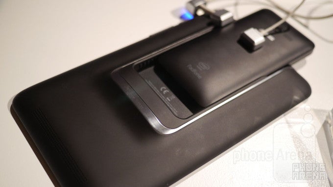 Asus PadFone mini hands-on