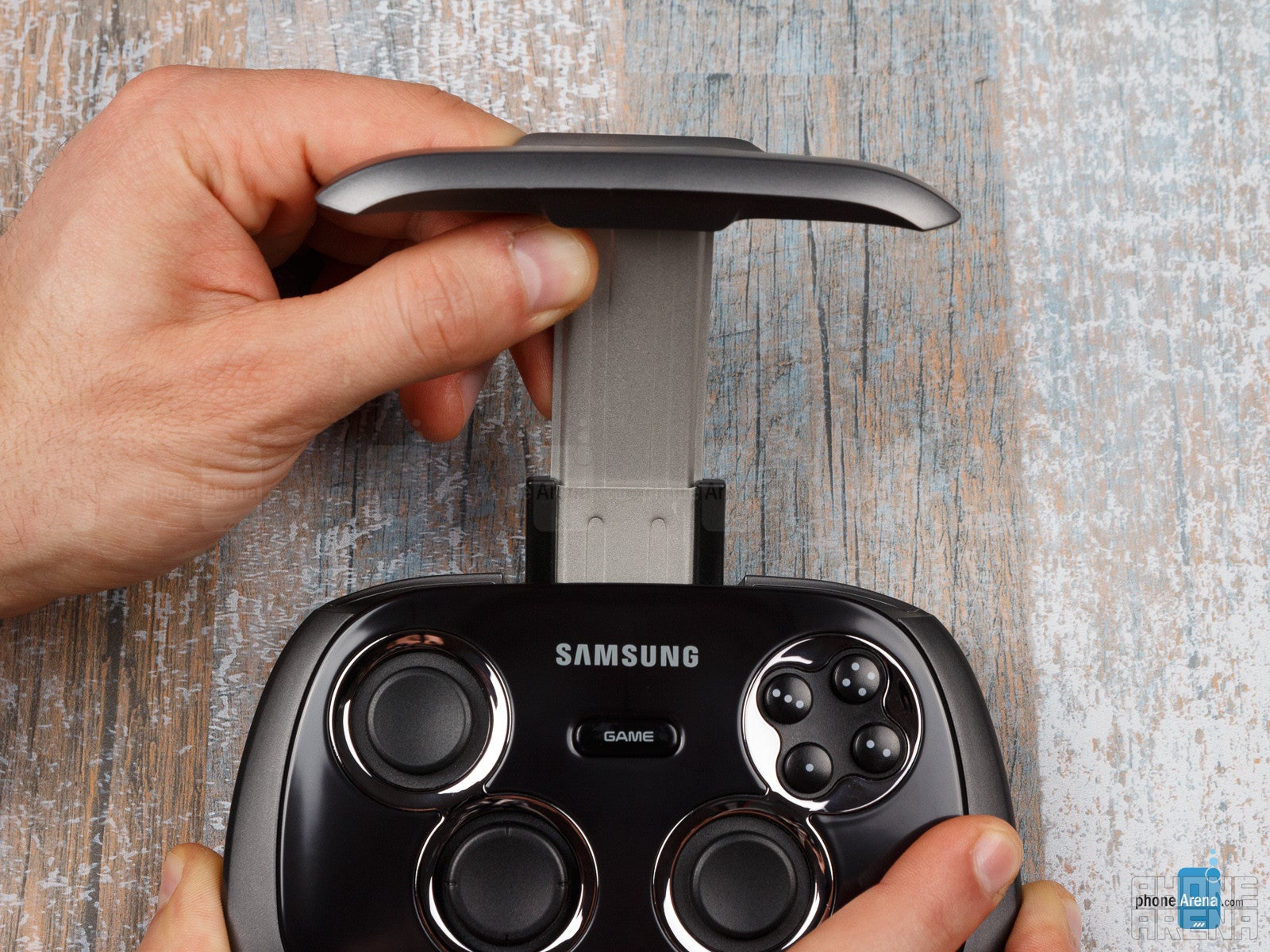 Samsung Android Wireless GamePad hands-on