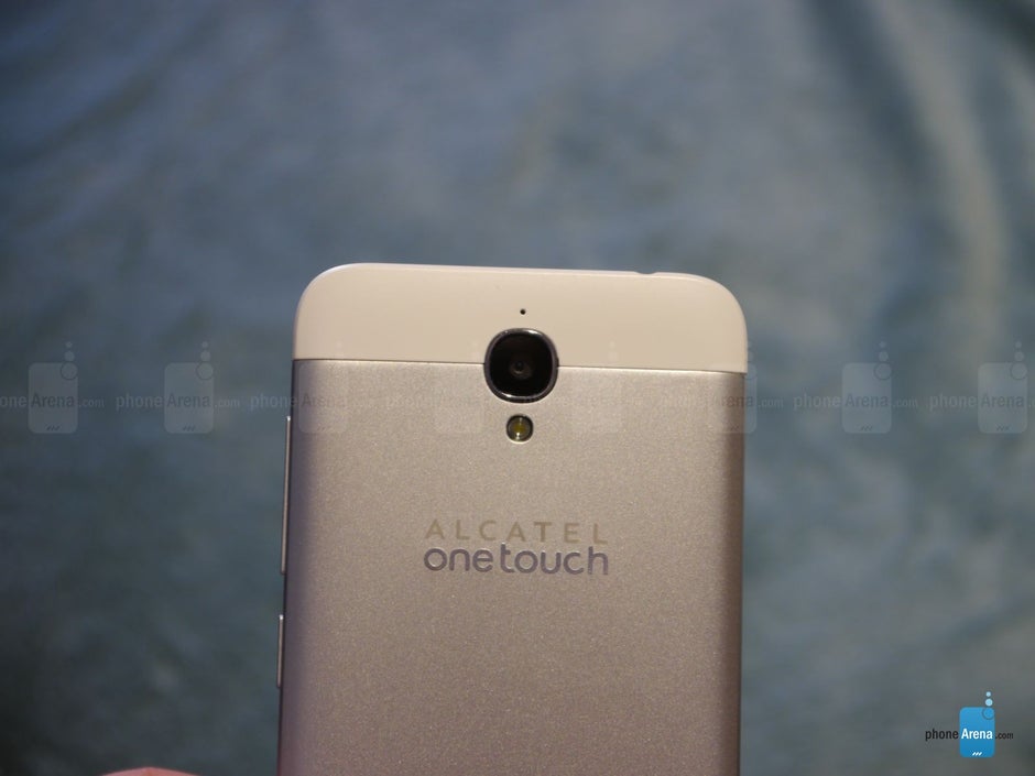 Alcatel OneTouch Idol 2 mini (s) hands-on: a sleek midranger