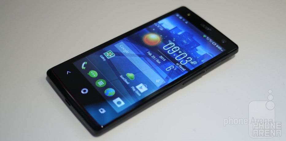 Acer Liquid E3 hands-on: front facing LED flash for those selfies