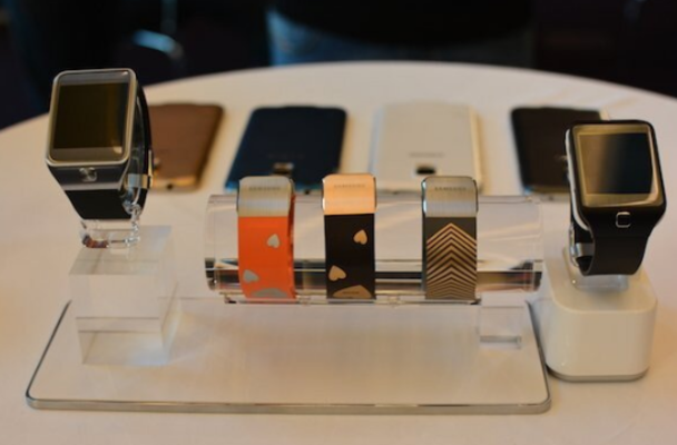 It looks as though the Samsung Galaxy S5 will be available in four colors - Samsung Galaxy S5 coming in 4 colors?