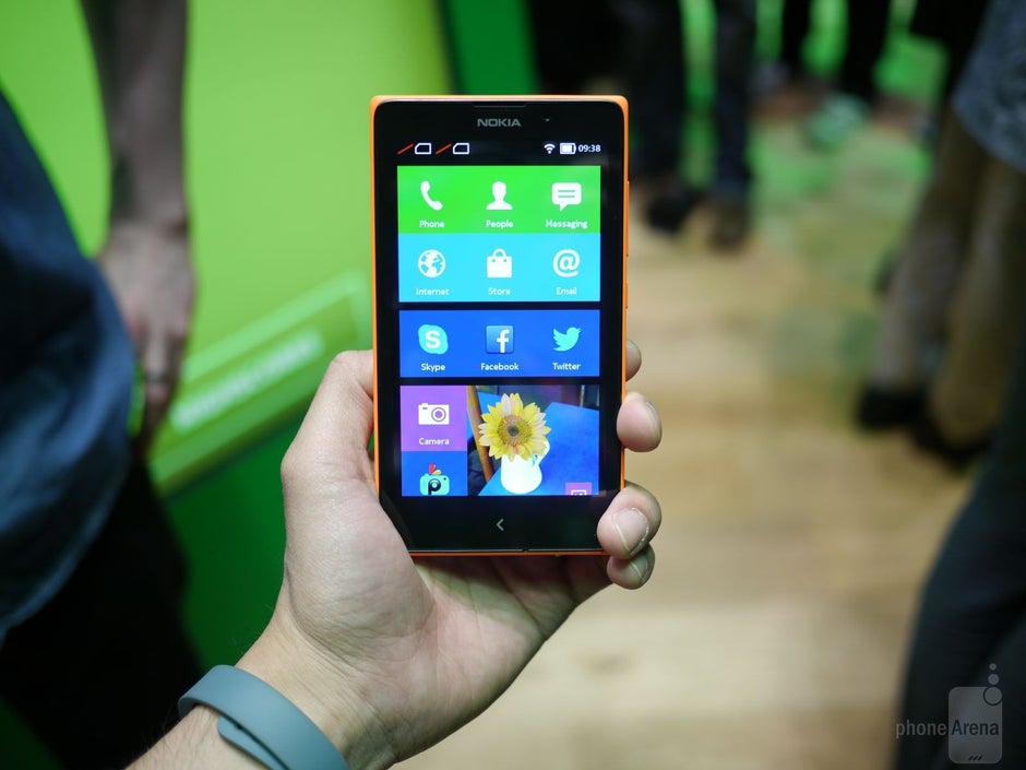 Nokia Xl Hands On A Bigger Take On Android From Nokia Phonearena