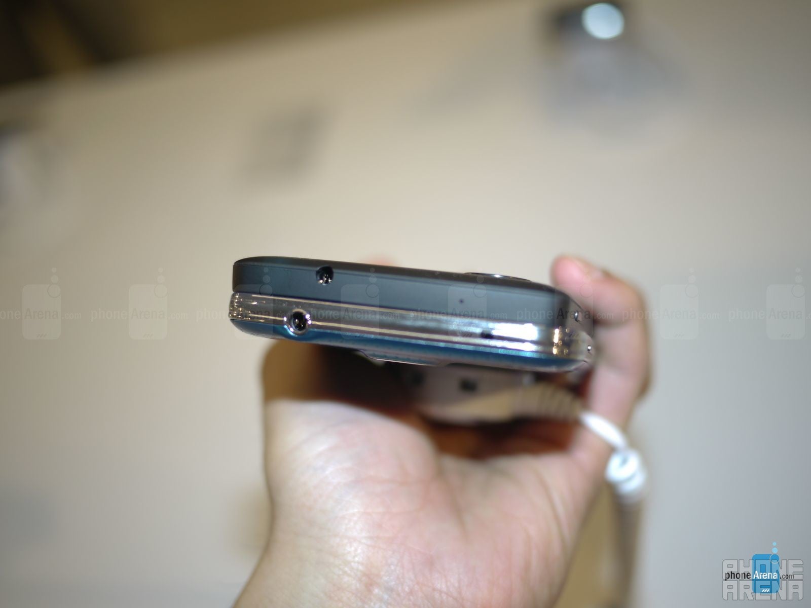 Samsung Galaxy S5 vs Nexus 5: first look