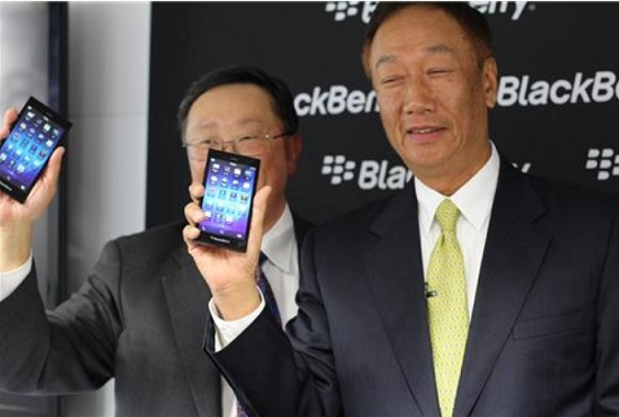 BlackBerry CEO John Chen and his counterpart at Foxconn, Terry Gou, show off the BlackBerry Z3. Picture courtesy of Crackberry - BlackBerry Z3 and BlackBerry Q20 introduced in Barcelona along with BES 12