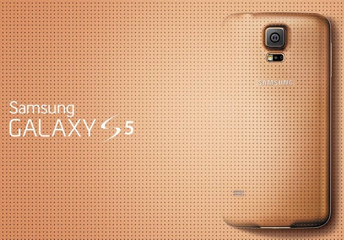 HTC exec retweets image of a gold Samsung Galaxy S5 compared to a band-aid
