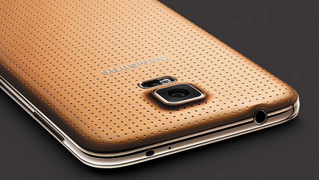 The gold colored Samsung Galaxy S5 will be a Vodafone exclusive in the U.K. - Gold Samsung Galaxy S5 is an exclusive in the U.K. for Vodafone