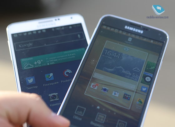 S5 vs Note 3 in direct sunlight - See how the new 5.1&quot; panel of the Galaxy S5 differs from the screens of the Note 3 and S4