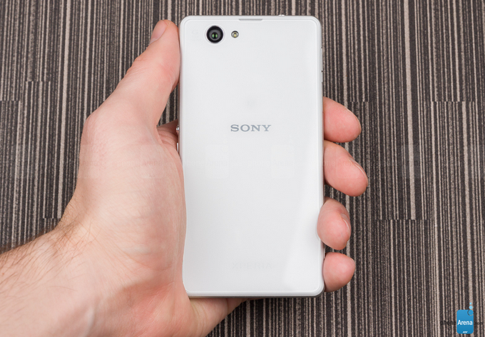 Sony acknowledges Xperia Z1 Compact LED flash problem, says the issue affected only a small number of phones