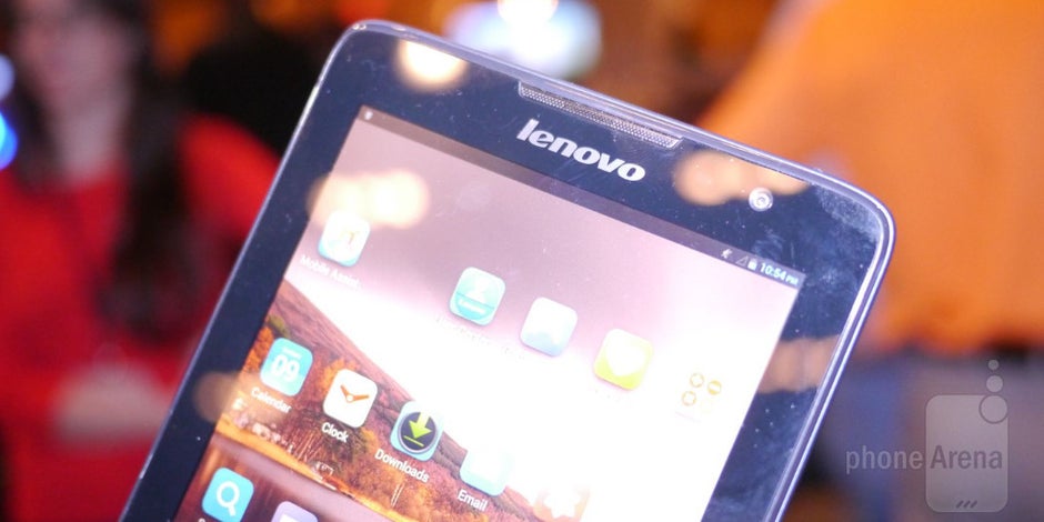 Lenovo Tab A8 zum Anfassen