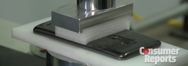 Video: LG G Flex is bent thousands of times, supports 1,000 lbs and still works