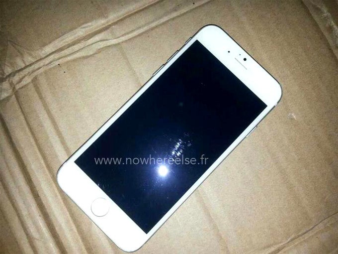 Another claimed iPhone 6 dummy hints at how the white version might look like