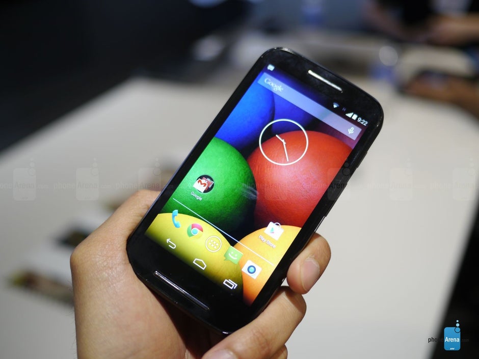 The Moto E looks similar to the Moto G. - Motorola Moto E hands-on