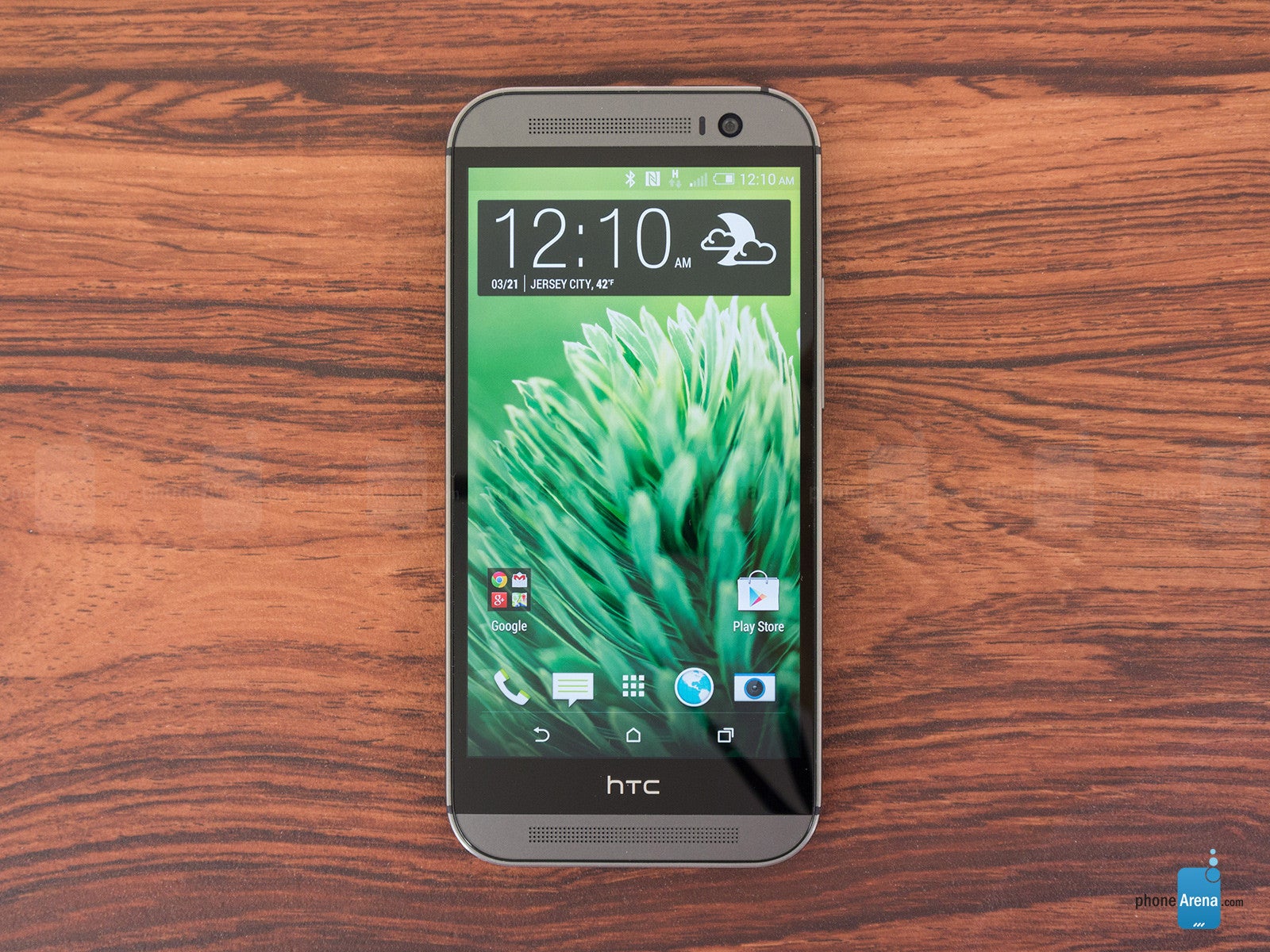 Living with the HTC One M8: climbing up the ladder