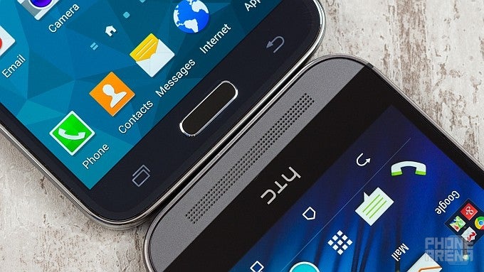 Samsung Galaxy S5 vs HTC One (M8): reader&#039;s choice