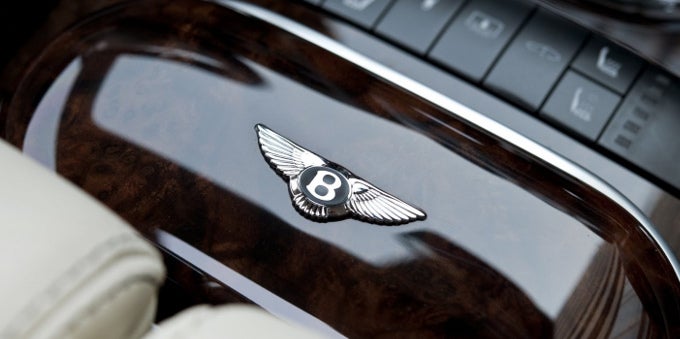 Vertu pairs up with Bentley to create luxurious smartphones, the first one coming this fall