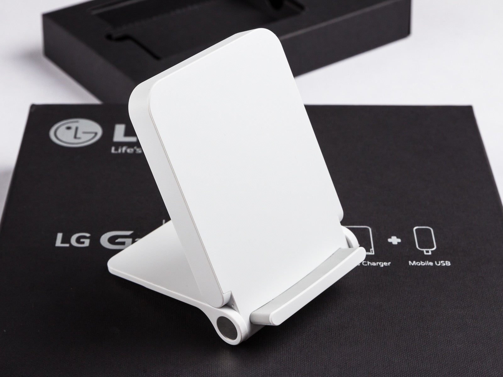 lg g3 white hands on