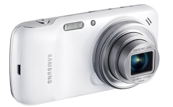 Samsung Galaxy S4 Zoom is finally receiving the sweet Android 4.4.2 KitKat treatment