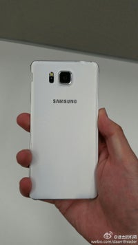 Samsung-Galaxy-Alpha-Blanc-02