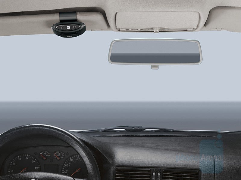 In car - Motorola ROKR T505 is music-friendly Bluetooth speakerphone