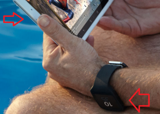 Sony mistakenly shows off its new compact tablet and Android Wear powered smartwatch - Sony Xperia Z3 Tablet Compact and Android Wear smartwatch both accidentally leak in one photo