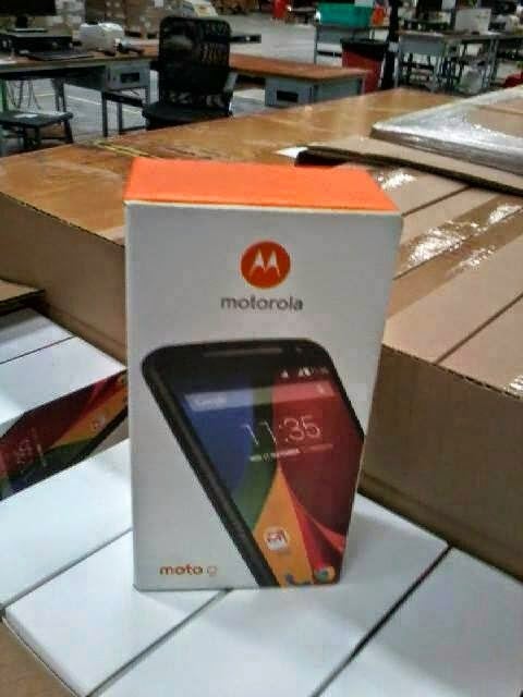 The Motorola Moto G2 in its retail box - And here's a photo of the Motorola Moto G2 retail box
