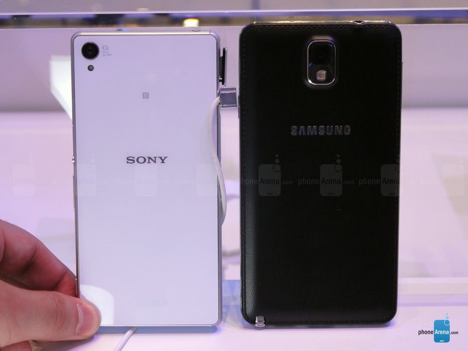 Xperia Z3 vs Note 3 - Sony Xperia Z3 vs Galaxy Note 3: first look