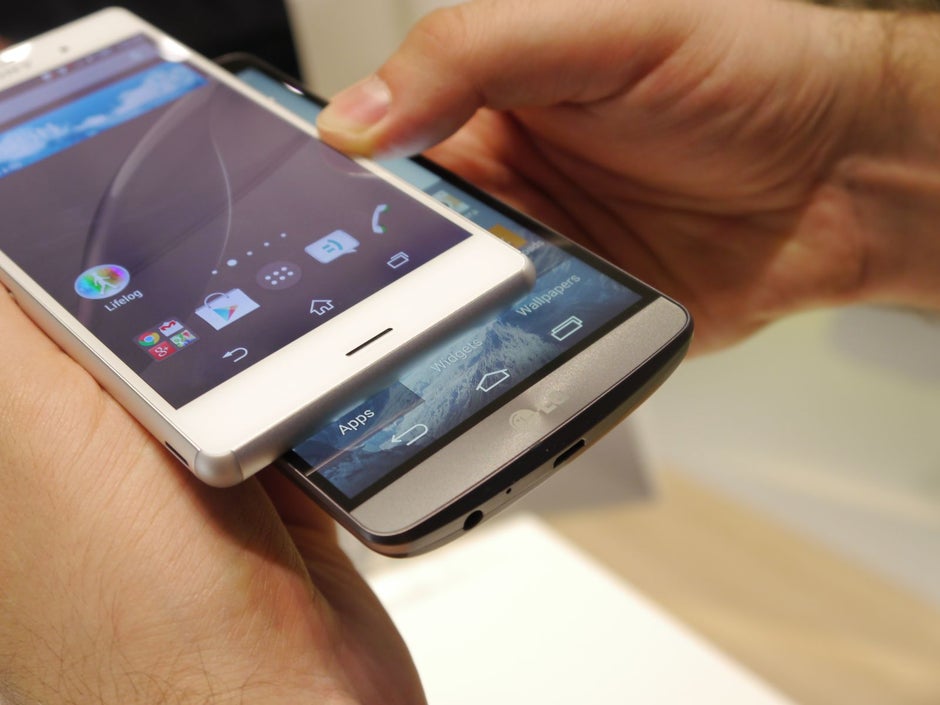 sony-xperia-z3-vs-lg-g3-first-look-phonearena