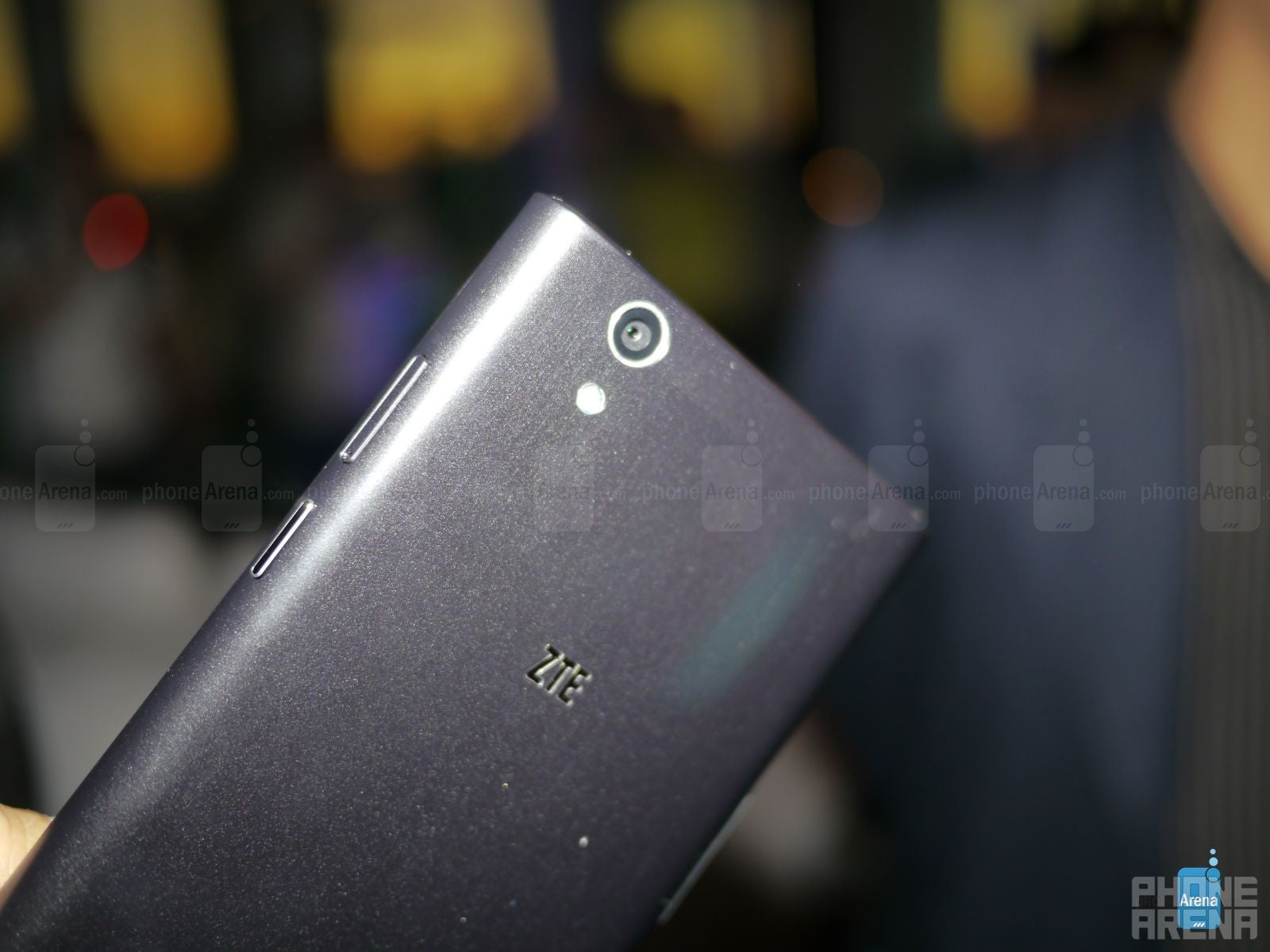 ZTE ZMAX hands-on