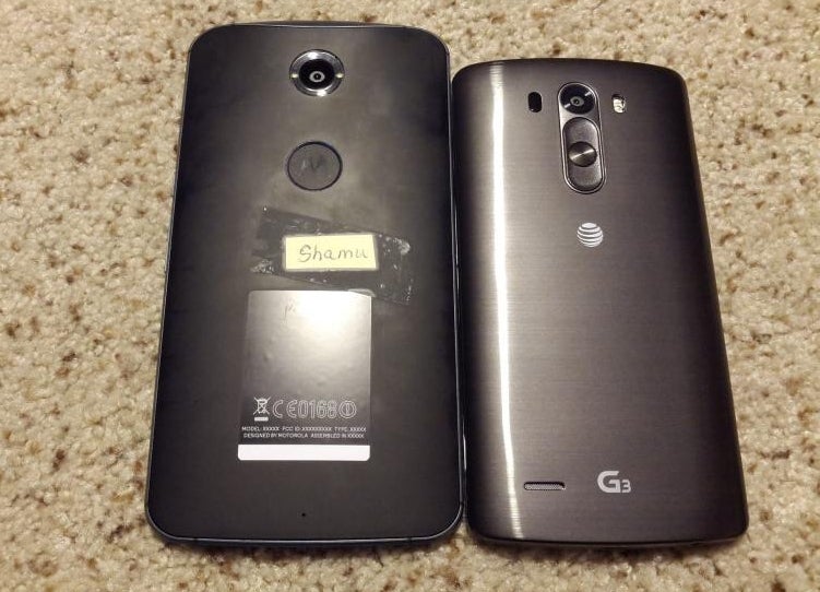 Motorola Shamu / Nexus X photographed next to LG's G3?