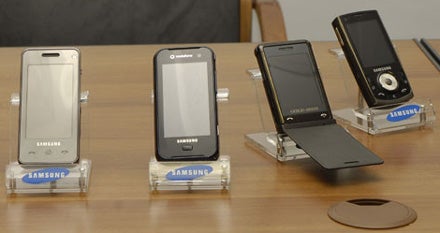 F490, F700, P720 and i560 - Samsung preparing two new touch-screen phones