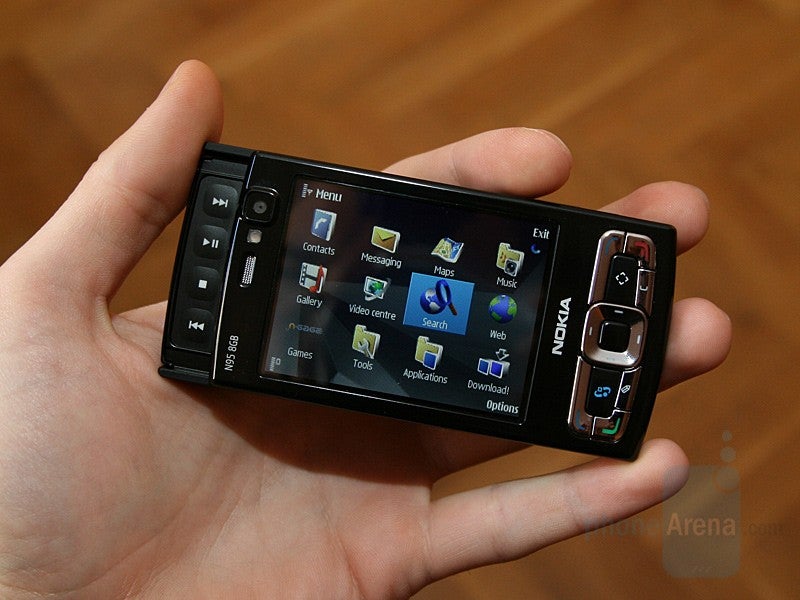 It’s official! Nokia N95 8GB US is here!
