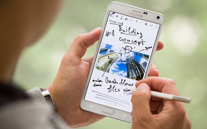 Motorola DROID Turbo vs Samsung Galaxy Note 4: in-depth specs comparison
