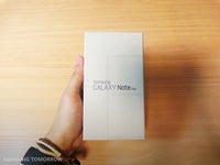 Galaxy-Note-Edge-Unboxing-6