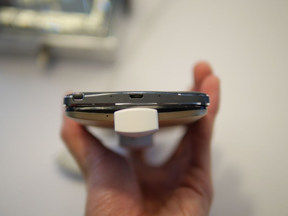 Asus ZenFone 2 vs Note 4: first look