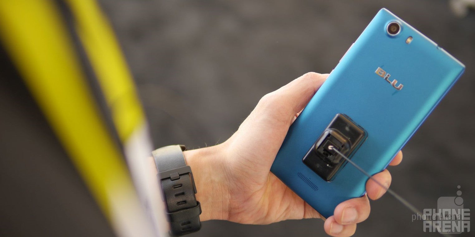 BLU Life One hands-on