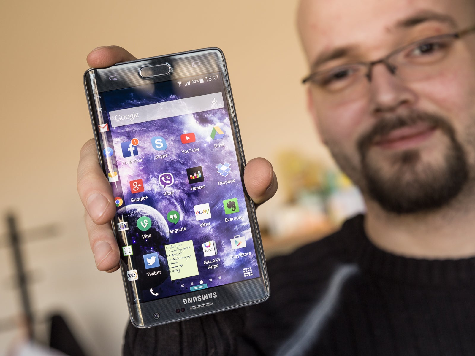 Living with the Samsung Galaxy Note Edge, week 2: Can you handle it?