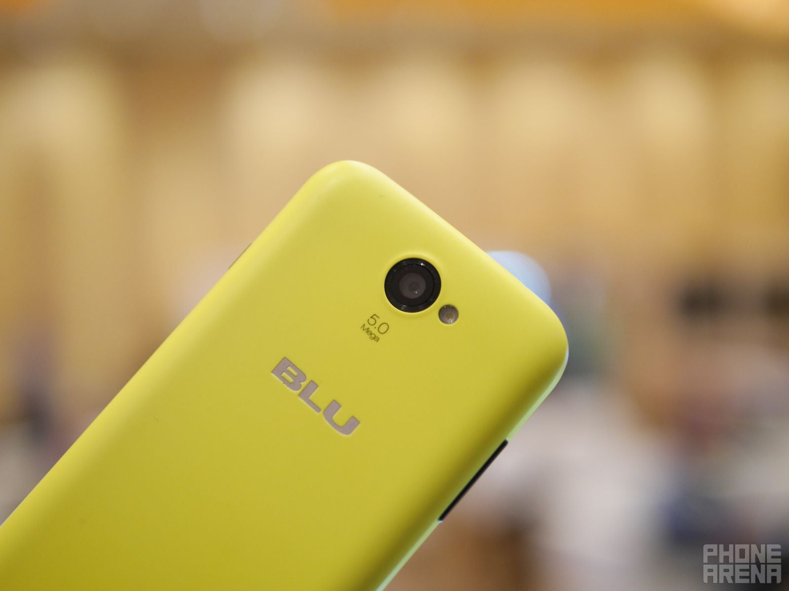 BLU Win Jr hands-on